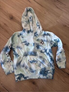 Volcom Light Blue & White Tie-Dye Hoodie